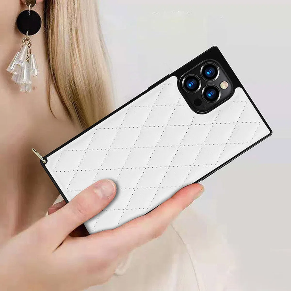 smita-iphone-16-pro-max-smita-black-10